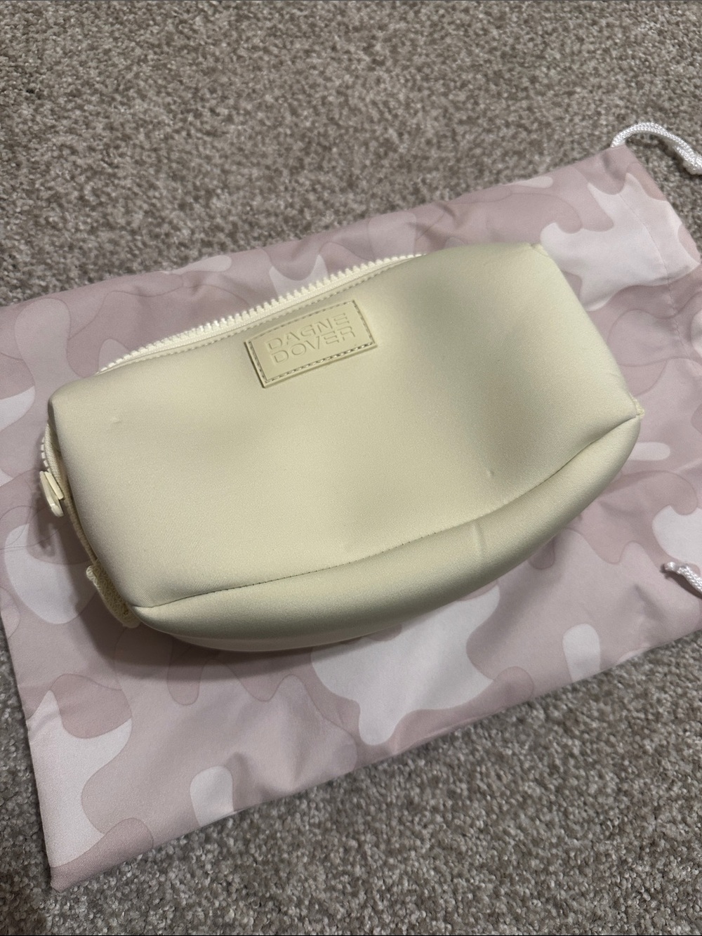 Dagne Dover small Hunter toiletry bag